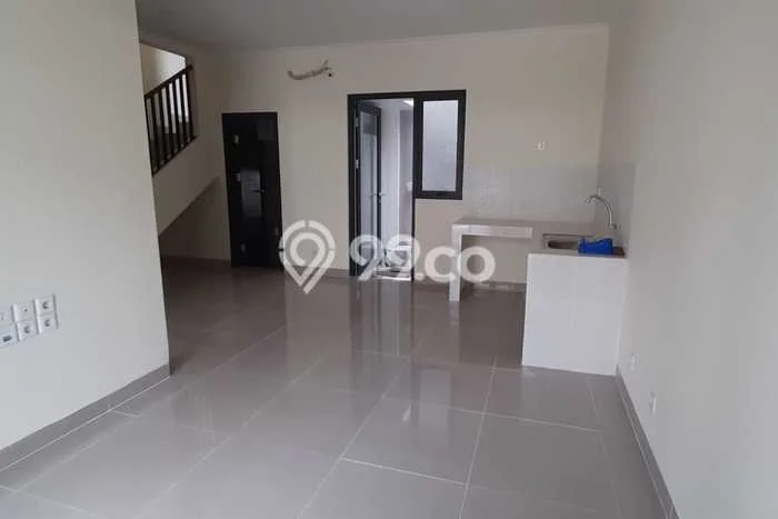 Disewakan! Rumah 3 Kamar Tidur &
2 Kamar Mandi di Gading Serpong, Tangerang Disewakan! Rumah 3 Kamar Tidur &
2 Kamar Mandi di Gading Serpong, Tangerang