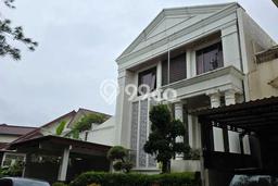 Siap Huni Rumah Mewah 3 Kamar di BSD Dekat ke Mana Pun Siap Huni Rumah Mewah 3 Kamar di BSD Dekat ke Mana Pun