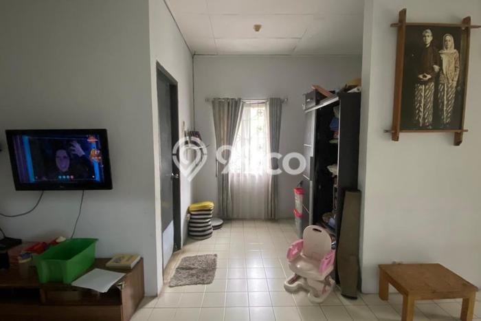 Rumah Strategis Modern Lb 70m2 di Serpong Utara, Tangerang Selatan Rumah Strategis Modern Lb 70m2 di Serpong Utara, Tangerang Selatan
