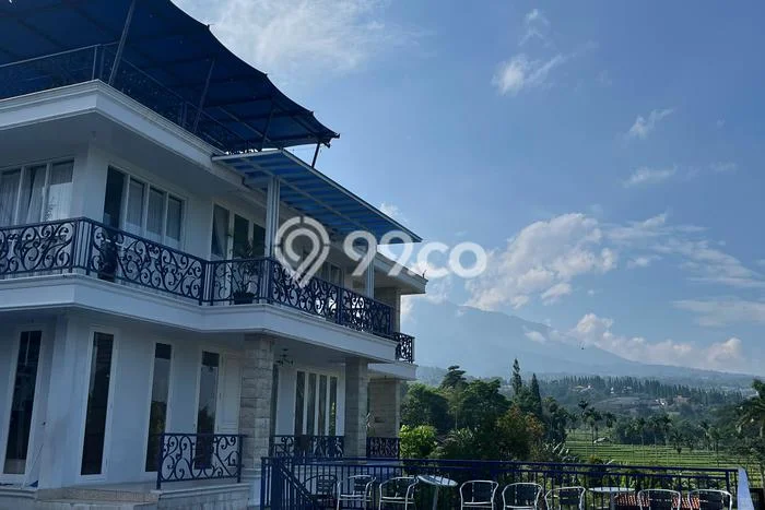 Tersedia Vila Kawasan , Dimensi 1600m2m², Area nyaman untuk keluarga Tersedia Vila Kawasan , Dimensi 1600m2m², Area nyaman untuk keluarga