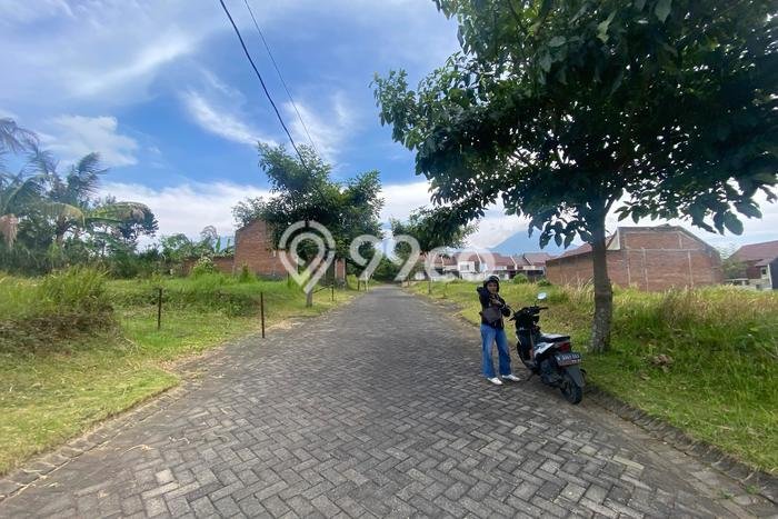 Dijual Tanah di Dau Malang Luas 150m2 SHM Dijual Tanah di Dau Malang Luas 150m2 SHM