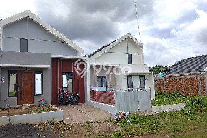 Rumah Sederhana Dijual Lokasi Pakis 2 Kamar dengan LT 60m2 Rumah Sederhana Dijual Lokasi Pakis 2 Kamar dengan LT 60m2