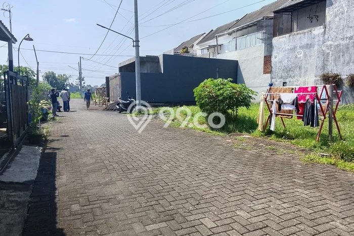 Rumah Sederhana Dijual Lokasi Mulyorejo 2 Kamar dengan LT 98m2 Rumah Sederhana Dijual Lokasi Mulyorejo 2 Kamar dengan LT 98m2