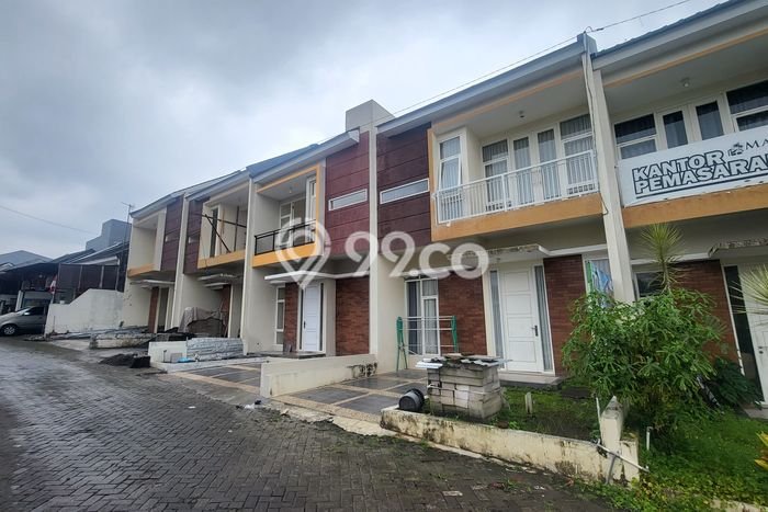 Kesempatan Terbaik! Vila Kawasan , Ukuran 81m2m², Posisi Premium dekat dengan berbagai fasilitas Kesempatan Terbaik! Vila Kawasan , Ukuran 81m2m², Posisi Premium dekat dengan berbagai fasilitas