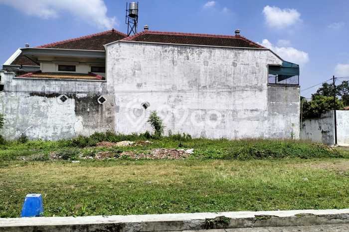Tanah Dijual Lokasi Strategis di Malang dengan Luas 80m2 Tanah Dijual Lokasi Strategis di Malang dengan Luas 80m2