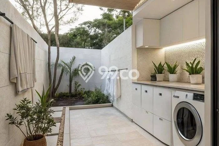 Rumah Luas Asri 10 KT Siap Huni di Merjosari Malang Rumah Luas Asri 10 KT Siap Huni di Merjosari Malang