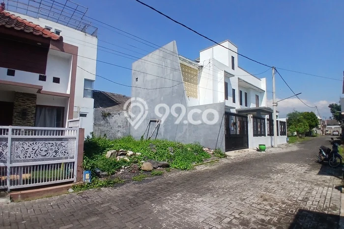 Jual Rumah Harga Miring Sukun Punya 2 Kamar & LT 95m2 Jual Rumah Harga Miring Sukun Punya 2 Kamar & LT 95m2