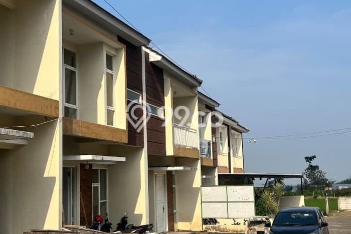 HARGA MENARIK! Vila di Junrejo, Area 66m2m², Area Strategis dengan jalan mudah HARGA MENARIK! Vila di Junrejo, Area 66m2m², Area Strategis dengan jalan mudah