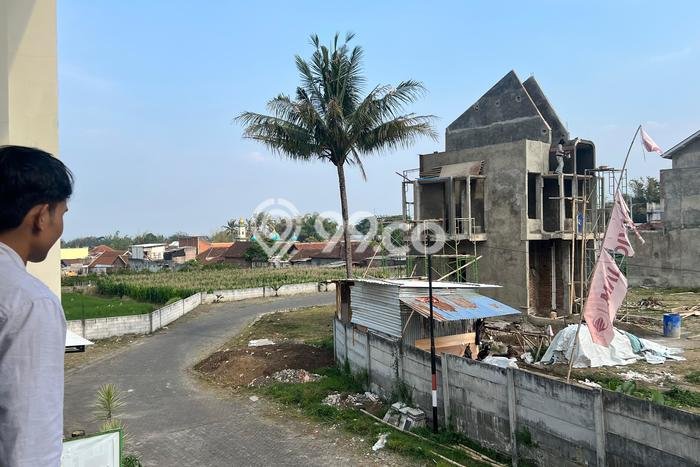 Dijual Cepat! Vila di Batu, Dimensi 105m2m², Area Prospektif dengan nilai naik Dijual Cepat! Vila di Batu, Dimensi 105m2m², Area Prospektif dengan nilai naik