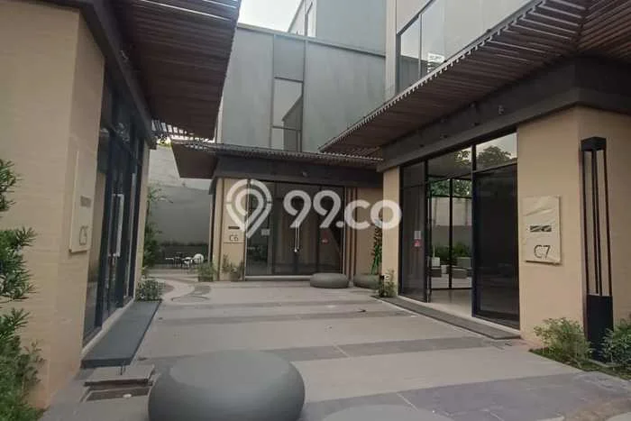 Disewakan Ruko komersial di BSD luas bangunan 149m2 Disewakan Ruko komersial di BSD luas bangunan 149m2