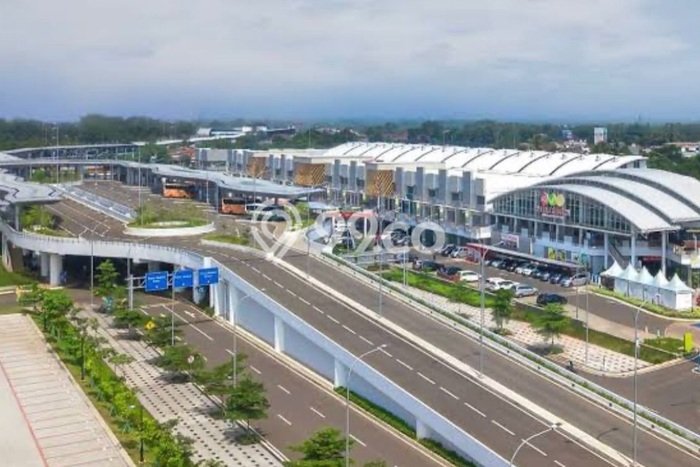Komersial Kawasan Strategis Kawasan BSD, Luas 9m², Jalan Raya Komersial Kawasan Strategis Kawasan BSD, Luas 9m², Jalan Raya