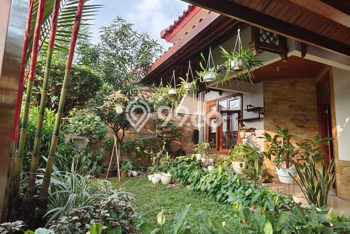 Rumah Elit Modern Siap Huni di Jatiwaringin Jakarta Timur Rumah Elit Modern Siap Huni di Jatiwaringin Jakarta Timur