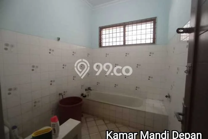 Dijual Rumah Premium dengan Fasilitas Sekitar Lengkap di Kebon Jeruk, Jakarta Barat Dijual Rumah Premium dengan Fasilitas Sekitar Lengkap di Kebon Jeruk, Jakarta Barat