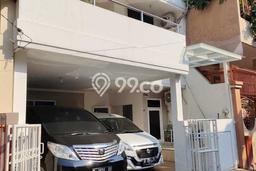 Hunian Cantik Modern Lb 140m2 di Kelapa Gading, Jakarta Utara Hunian Cantik Modern Lb 140m2 di Kelapa Gading, Jakarta Utara