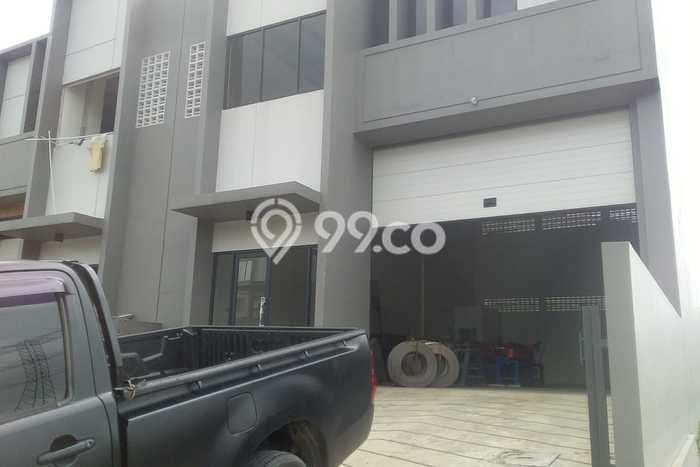 Lokasi Strategis! Dijual Gudang Bisnis di BSD, Tangerang Selatan Kondisi Baik Lokasi Strategis! Dijual Gudang Bisnis di BSD, Tangerang Selatan Kondisi Baik