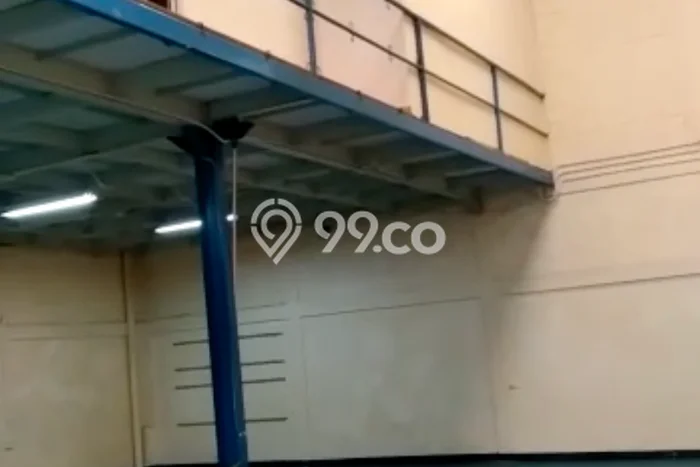 Unit Gudang Disewa Lokasi BSD, Tangerang Selatan Spesifikasi Luas Bangunan 300m2 Unit Gudang Disewa Lokasi BSD, Tangerang Selatan Spesifikasi Luas Bangunan 300m2