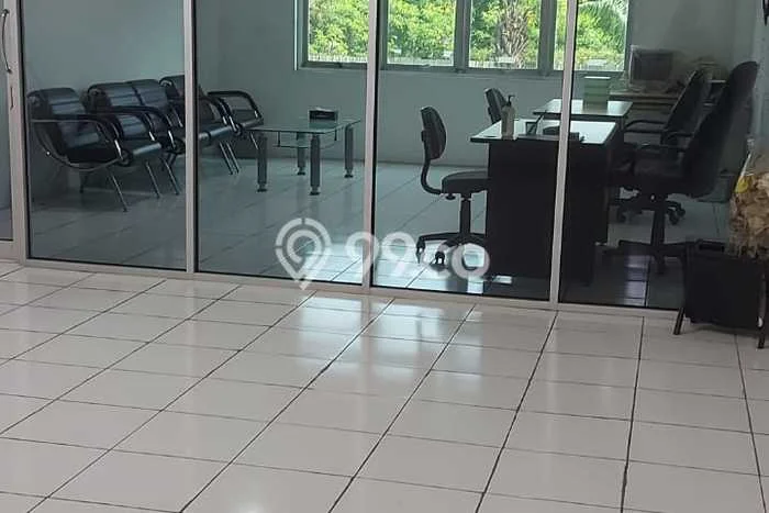 Ruko Dijual di Jakarta Utara LT 80m2 & LB 300m2 Lokasi Terbaik! Ruko Dijual di Jakarta Utara LT 80m2 & LB 300m2 Lokasi Terbaik!