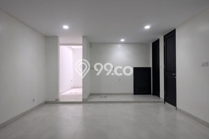 Rumah Elit Modern Siap Huni di Pejaten Jakarta Selatan Rumah Elit Modern Siap Huni di Pejaten Jakarta Selatan