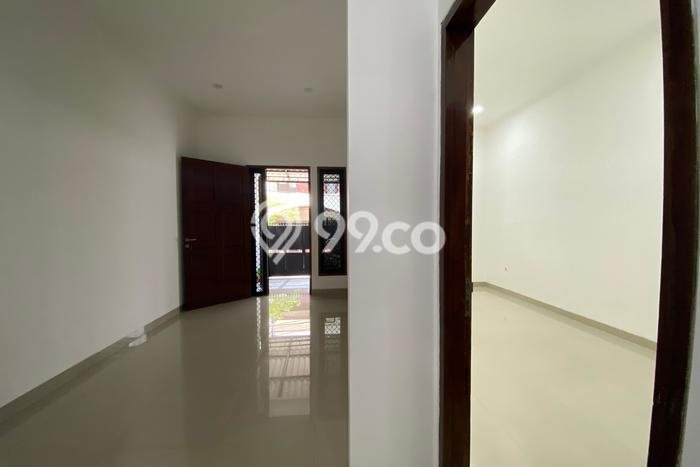 Rumah Elit LB 240m2 Siap Huni Desain Elegan di Sunter, Jakarta Utara Rumah Elit LB 240m2 Siap Huni Desain Elegan di Sunter, Jakarta Utara