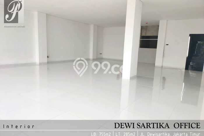 Ruko Bagus Dijual LB 755m2 Lokasi Strategis Jakarta Timur Area Cocok untuk Berbisnis Ruko Bagus Dijual LB 755m2 Lokasi Strategis Jakarta Timur Area Cocok untuk Berbisnis
