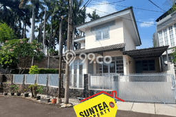 Rumah sewa siap pakai 4 Kamar Tidur di Bintaro, Tangerang Selatan Rumah sewa siap pakai 4 Kamar Tidur di Bintaro, Tangerang Selatan
