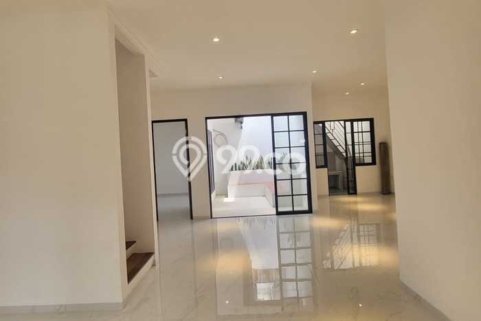 For Sale! Luxury House LT 130m2 Desain Modern di Bintaro For Sale! Luxury House LT 130m2 Desain Modern di Bintaro
