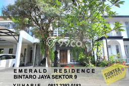 Rumah Mewah LB 131m2 Siap Huni Desain Elegan di Bintaro, Tangerang Selatan Rumah Mewah LB 131m2 Siap Huni Desain Elegan di Bintaro, Tangerang Selatan