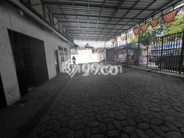 Rumah Sewa Semarang LT 350m2 LB 150m2 Kawasan Ungaran Rumah Sewa Semarang LT 350m2 LB 150m2 Kawasan Ungaran