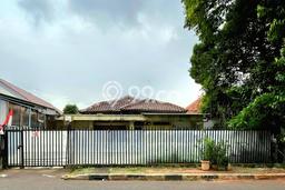 Rumah Mewah LB 470m2 Siap Huni Desain Elegan di Guntur, Jakarta Selatan Rumah Mewah LB 470m2 Siap Huni Desain Elegan di Guntur, Jakarta Selatan