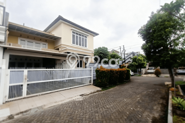 Rumah Luxury Modern Siap Huni di Sektor 3 - Bintaro Jakarta Selatan Rumah Luxury Modern Siap Huni di Sektor 3 - Bintaro Jakarta Selatan