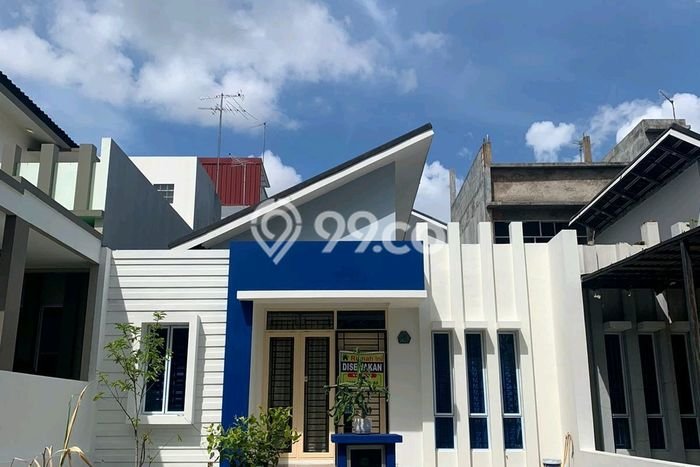 Jual Murah Rumah dengan Luas Tanah 70m2m² dan Luas Bangunan 144m2m² di Area Batam Kota, Batam Jual Murah Rumah dengan Luas Tanah 70m2m² dan Luas Bangunan 144m2m² di Area Batam Kota, Batam