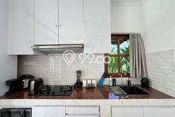 LOKASI TERBAIK! Vila Kawasan , Area 129m2m², Area Strategis dengan akses bagus LOKASI TERBAIK! Vila Kawasan , Area 129m2m², Area Strategis dengan akses bagus