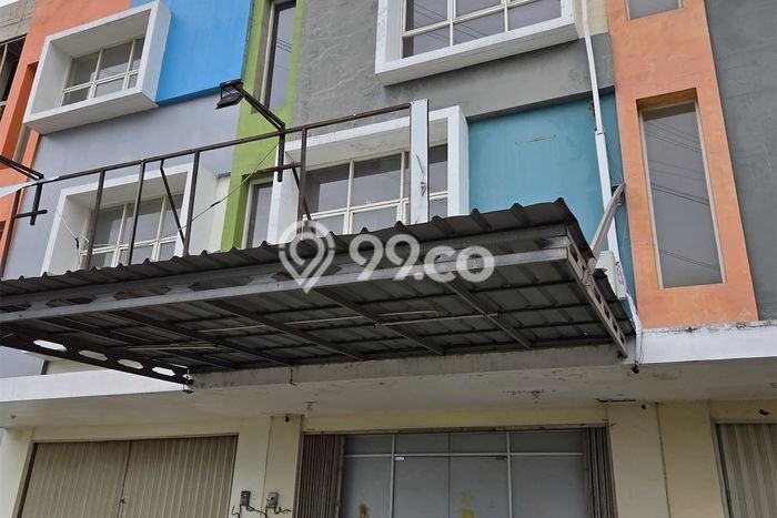 Ruko Area Komersial di , Luas 90m2m², Kawasan Niaga Ruko Area Komersial di , Luas 90m2m², Kawasan Niaga