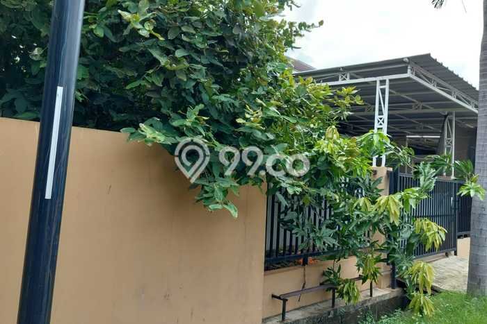 Disewakan! Rumah 4 Kamar Tidur &
2 Kamar Mandi di Harapan Indah, Bekasi Disewakan! Rumah 4 Kamar Tidur &
2 Kamar Mandi di Harapan Indah, Bekasi