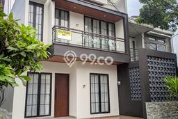 Rumah Luas Asri 5 KT Siap Huni di Sentul City Bogor Rumah Luas Asri 5 KT Siap Huni di Sentul City Bogor
