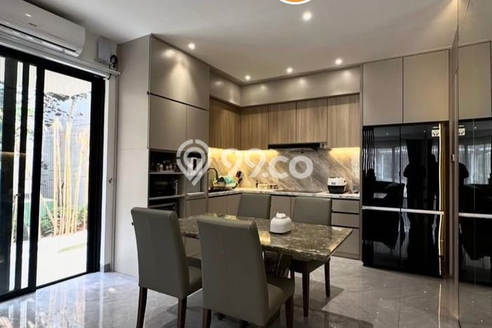 Dijual Rumah Mewah Megah Dengan View Eksklusif di Pantai Indah Kapuk 2, Jakarta Utara Dijual Rumah Mewah Megah Dengan View Eksklusif di Pantai Indah Kapuk 2, Jakarta Utara