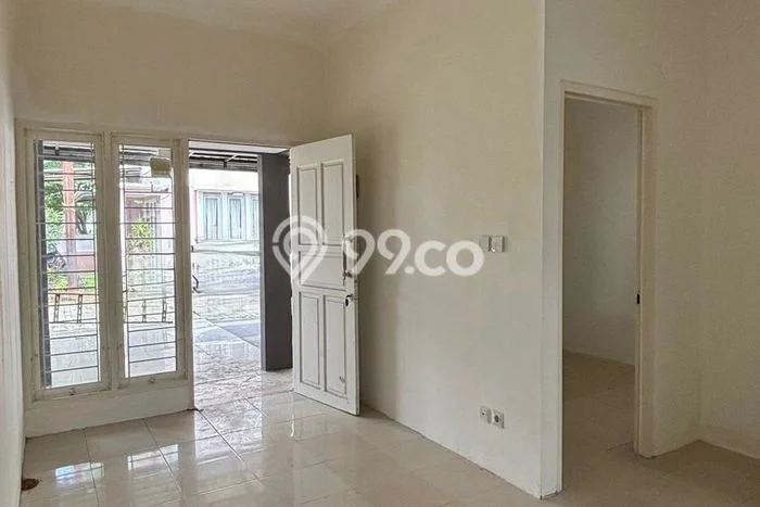 Dijual Rumah 3 Kamar Lokasi Strategis Bagus dan Strategis di Pasar Rebo Dijual Rumah 3 Kamar Lokasi Strategis Bagus dan Strategis di Pasar Rebo