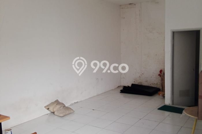 AREA KOMERSIAL! Gudang Kawasan Sidoarjo, Luas 288m2m², Jalan Utama AREA KOMERSIAL! Gudang Kawasan Sidoarjo, Luas 288m2m², Jalan Utama