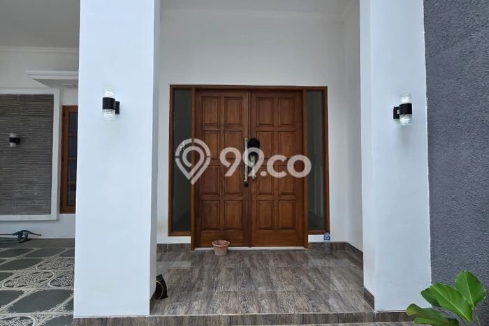 For Sale Hunian Elegan Cozy di Jakarta Timur For Sale Hunian Elegan Cozy di Jakarta Timur
