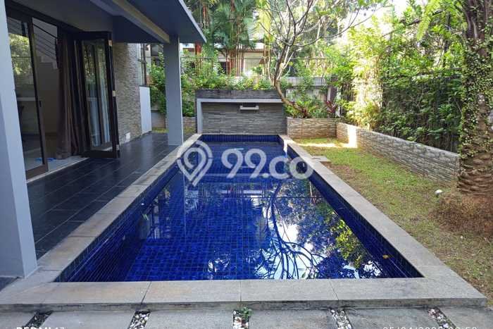 Hunian Mewah Dijual LT 375m2 di BSD, Tangerang Selatan Hunian Mewah Dijual LT 375m2 di BSD, Tangerang Selatan