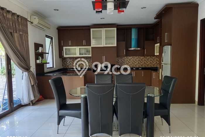 Hunian Mewah Dijual LT 375m2 di BSD, Tangerang Selatan Hunian Mewah Dijual LT 375m2 di BSD, Tangerang Selatan