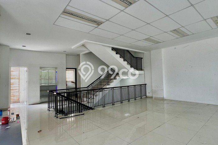 Kantor paling strategis disewakan di BSD Tangerang Selatan Kantor paling strategis disewakan di BSD Tangerang Selatan