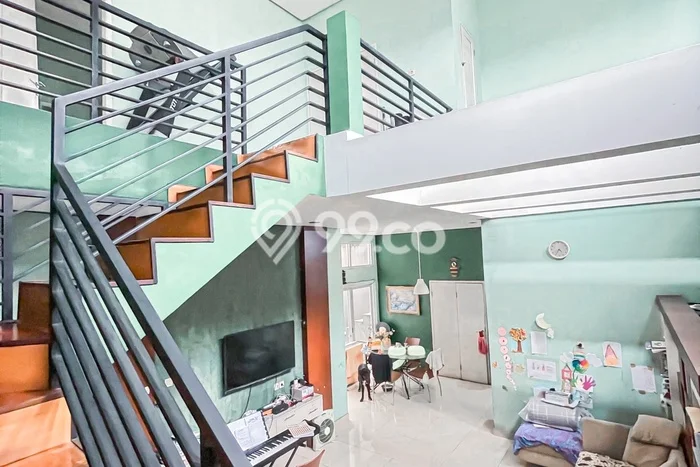 Ready to Use! Premium House LT 246m2 Desain Elegan di Cawang Ready to Use! Premium House LT 246m2 Desain Elegan di Cawang