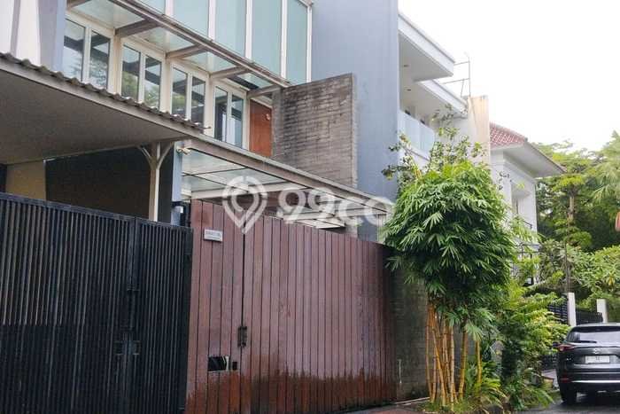 Dijual Rumah Elit Exclusive di Kembangan, Jakarta Barat Dijual Rumah Elit Exclusive di Kembangan, Jakarta Barat