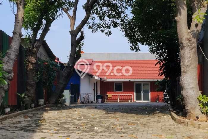 Unit Komersial Dijual di Jakarta Barat LT 507m2 & LB 200m2 Unit Komersial Dijual di Jakarta Barat LT 507m2 & LB 200m2