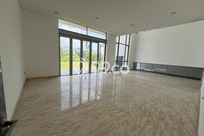 Hunian Ideal dengan LT 420m2 & LB 440m2 Dikontrakkan di Pantai Indah Kapuk 2 Hunian Ideal dengan LT 420m2 & LB 440m2 Dikontrakkan di Pantai Indah Kapuk 2