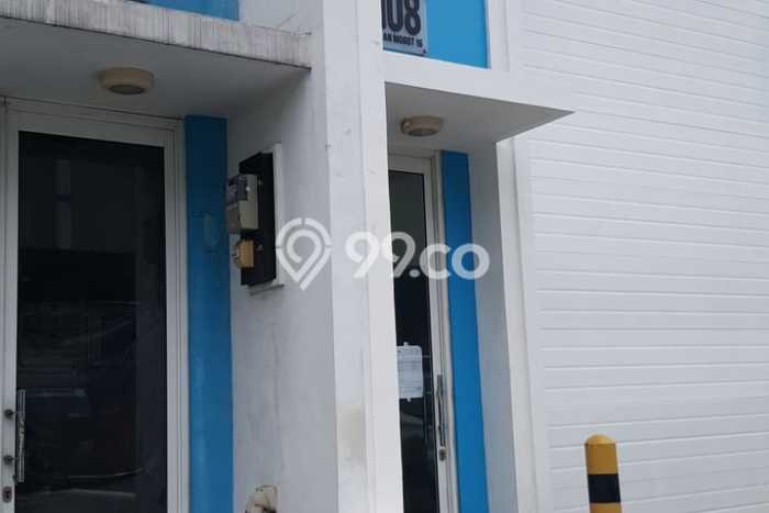 Unit Gudang Dijual di Jakarta Barat LT 120m2 & LB 120m2 Unit Gudang Dijual di Jakarta Barat LT 120m2 & LB 120m2