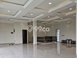 For Sale! Premium House LT 313m2 Desain Elegan di Tomang For Sale! Premium House LT 313m2 Desain Elegan di Tomang