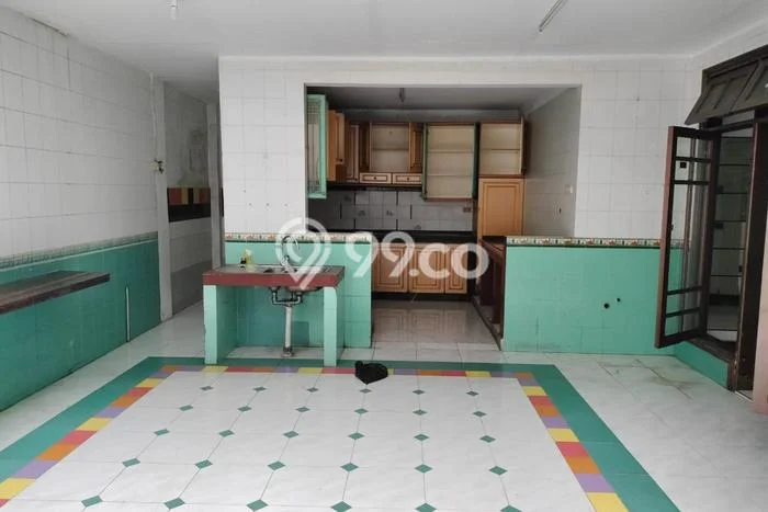 Rumah Disewakan Jakarta Utara LT 200m2 LB 300m2 Area Muara Karang Rumah Disewakan Jakarta Utara LT 200m2 LB 300m2 Area Muara Karang