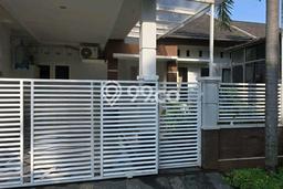 Rumah Lokasi Strategis area Ciledug, Tangerang, Luas 120m2m² Bangunan 100m2m² Rumah Lokasi Strategis area Ciledug, Tangerang, Luas 120m2m² Bangunan 100m2m²